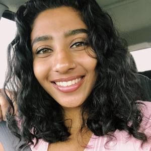 Meet your Posher, Kanika